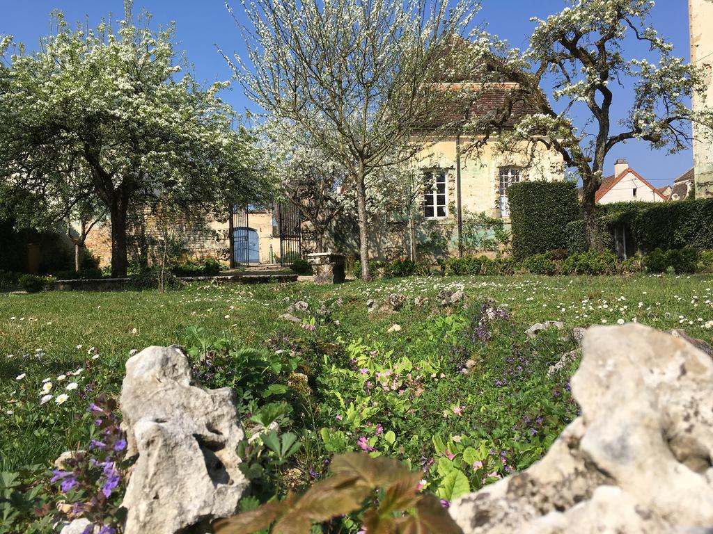 Maison D'Hotes Chandon De Briailles Savigny-les-Beaune Luaran gambar